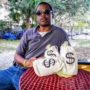 Meet your Posher, Paulpablo